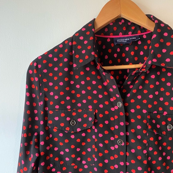 Jones New York Blouse Button Top Apples Black Large - Picture 3 of 8